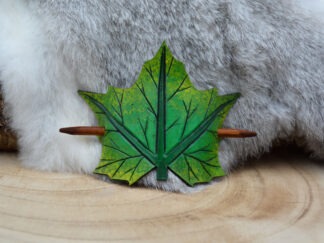 Leren haarpin groene esdoornblad L