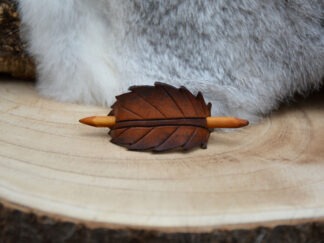 Leren haarpin berkenblad bruin S