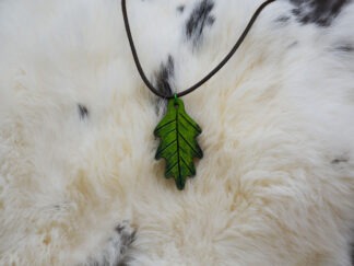Leren ketting groene eikenblad