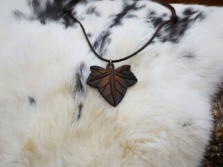 Leren ketting bruin eikenblad