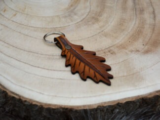 Leren sleutelhanger eikenblad lichtbruin